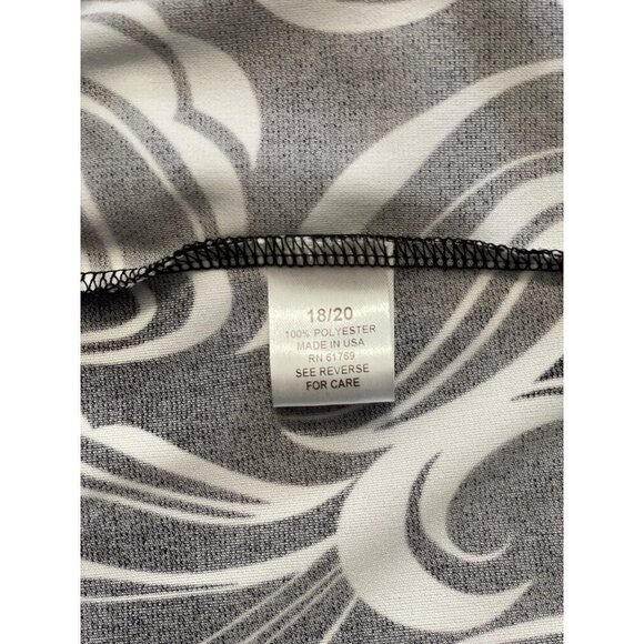 DRESS BARN WOMAN Black White Tunic Top Size 18/20 Swirls Keyhole CareerMade USA - Picture 9 of 12